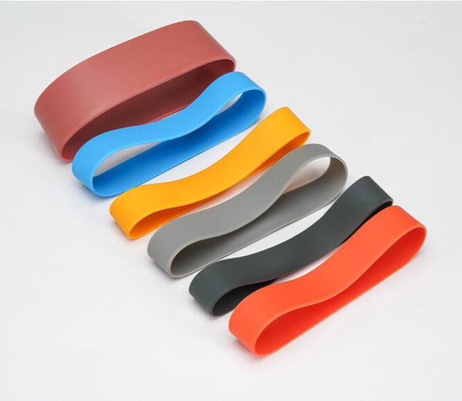 Simple - style silicone strap with strong elasticity and tensile force for fixing and bundling